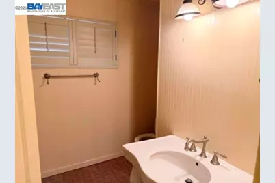 154 Vine St, Vacaville, CA 95688 - Photo 15