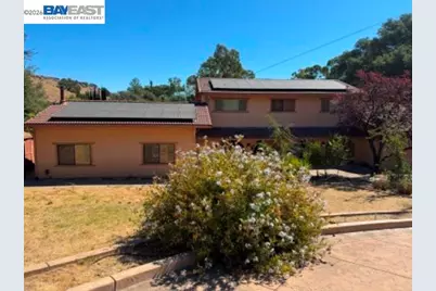 154 Vine St, Vacaville, CA 95688 - Photo 3