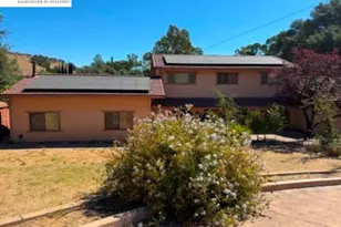 154 Vine St, Vacaville, CA 95688 - Photo 3