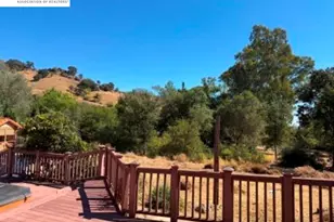 154 Vine St, Vacaville, CA 95688 - Photo 23