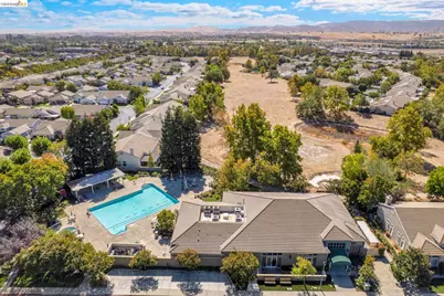 1751 Crispin Dr, Brentwood, CA 94513 - Photo 15