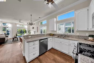 1751 Crispin Dr, Brentwood, CA 94513 - Photo 17