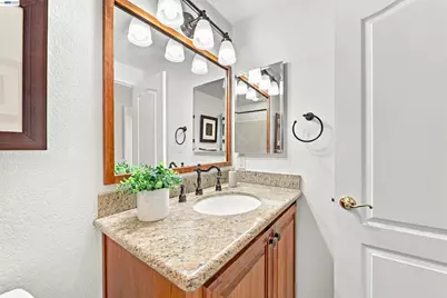 35615 Barnard Dr, Fremont, CA 94536 - Photo 31
