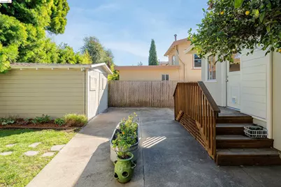 1205 Curtis St, Berkeley, CA 94706 - Photo 33