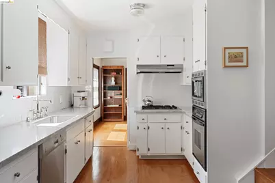 1205 Curtis St, Berkeley, CA 94706 - Photo 17