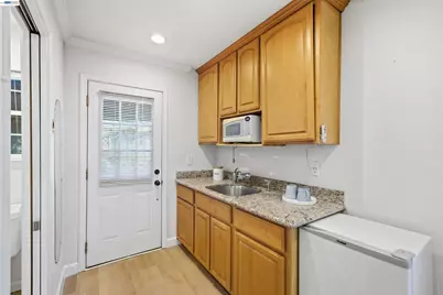 10561 Carver Dr, Cupertino, CA 95014 - Photo 41