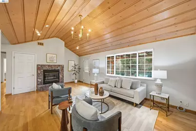 10561 Carver Dr, Cupertino, CA 95014 - Photo 9