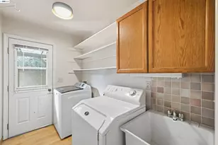 10561 Carver Dr, Cupertino, CA 95014 - Photo 17
