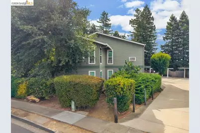111 Virginia Hills Dr, Martinez, CA 94553 - Photo 3
