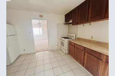 331 50th St, Richmond, CA 94804 - Photo 7