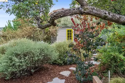 486 Jean St, Oakland, CA 94610 - Photo 45