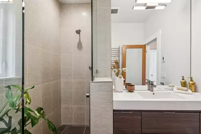 486 Jean St, Oakland, CA 94610 - Photo 33