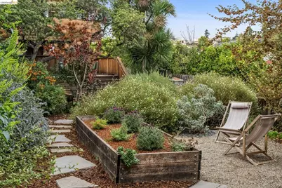 486 Jean St, Oakland, CA 94610 - Photo 47