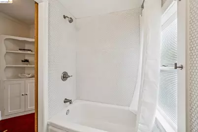486 Jean St, Oakland, CA 94610 - Photo 39