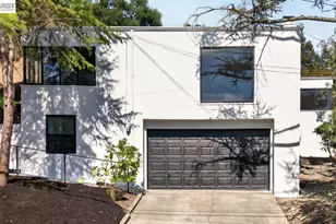 3890 Serrano St, Martinez, CA 94553 - Photo 3