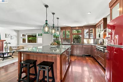 4717 Canary Dr, Pleasanton, CA 94566 - Photo 15