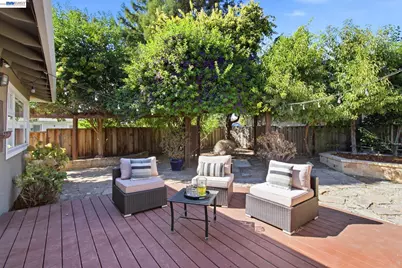 4717 Canary Dr, Pleasanton, CA 94566 - Photo 29