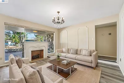 214 Redondo Dr, Pittsburg, CA 94565 - Photo 9