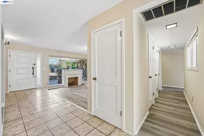 214 Redondo Dr, Pittsburg, CA 94565 - Photo 13