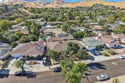 214 Redondo Dr, Pittsburg, CA 94565 - Photo 63