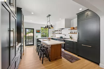 6628 Chabot Rd, Oakland, CA 94618 - Photo 15