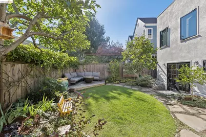 6628 Chabot Rd, Oakland, CA 94618 - Photo 43