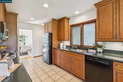 2172 Angus Dr, Walnut Creek, CA 94598 - Photo 13