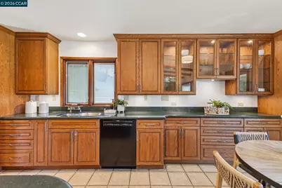 2172 Angus Dr, Walnut Creek, CA 94598 - Photo 17