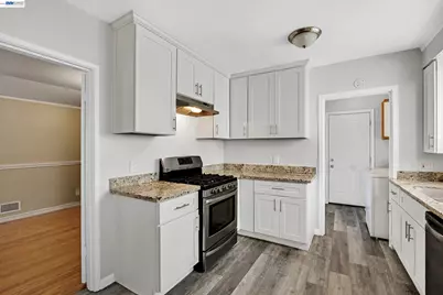 553 Glenview Ave., Oakland, CA 94610 - Photo 31