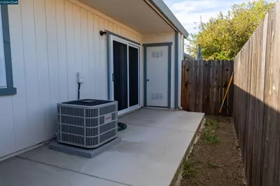 2371 Alta Garden Ln, Sacramento, CA 95825 - Photo 21
