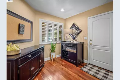 4040 Tilden Dr, Roseville, CA 95661 - Photo 9
