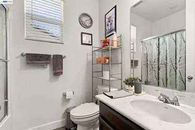 15195 Leland St, Lathrop, CA 95330 - Photo 31