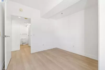 989 Webster Street #546, Oakland, CA 94607 - Photo 15