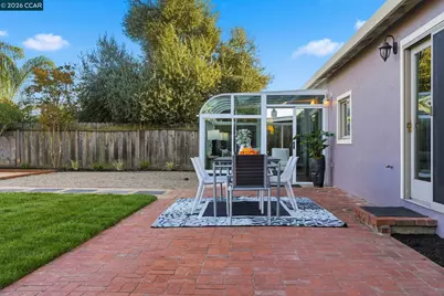 433 Lassen Dr, Martinez, CA 94553 - Photo 49