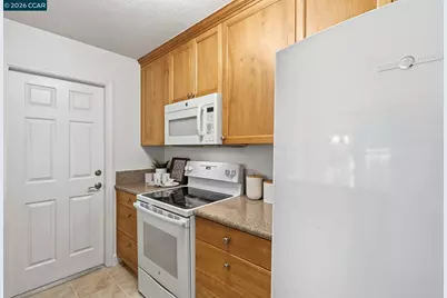 433 Lassen Dr, Martinez, CA 94553 - Photo 27