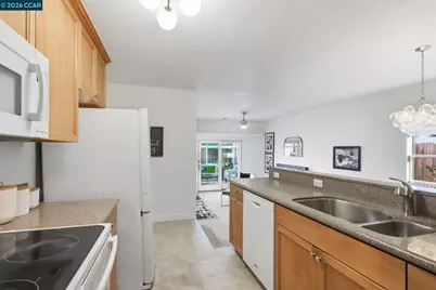 433 Lassen Dr, Martinez, CA 94553 - Photo 29