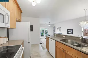 433 Lassen Dr, Martinez, CA 94553 - Photo 29
