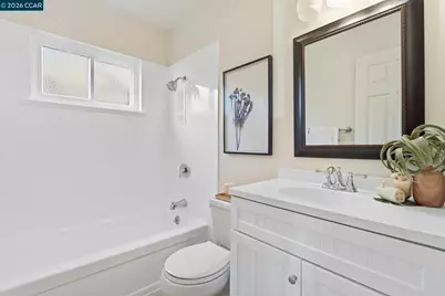 433 Lassen Dr, Martinez, CA 94553 - Photo 33