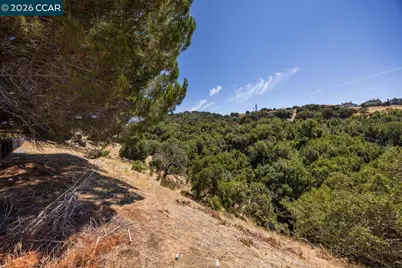200 Oriole Ct, Hercules, CA 94547 - Photo 19
