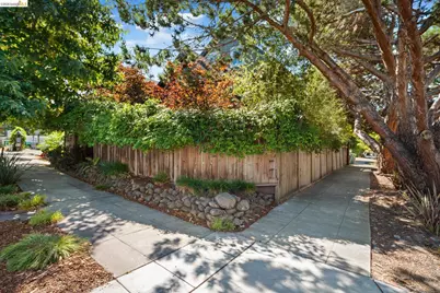 6145 Fremont St, Oakland, CA 94608 - Photo 67