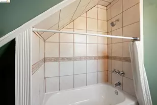 6145 Fremont St, Oakland, CA 94608 - Photo 57