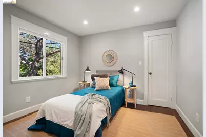 6145 Fremont St, Oakland, CA 94608 - Photo 39