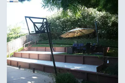 3253 Jamie Way, Fairview, CA 94541 - Photo 23