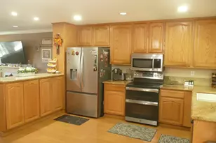 3253 Jamie Way, Fairview, CA 94541 - Photo 11