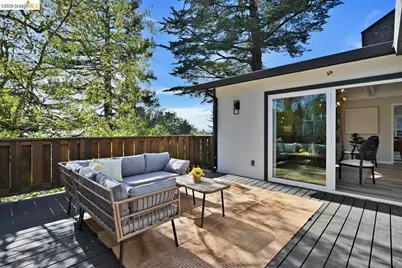 6773 Wilton Dr, Oakland, CA 94611 - Photo 17
