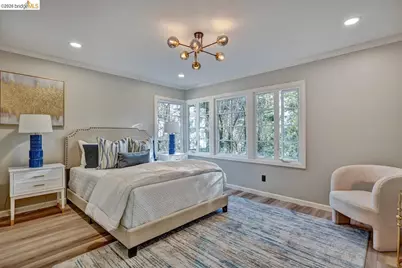 6773 Wilton Dr, Oakland, CA 94611 - Photo 37