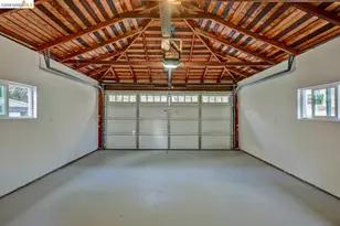 6773 Wilton Dr, Oakland, CA 94611 - Photo 57