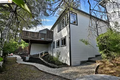 6773 Wilton Dr, Oakland, CA 94611 - Photo 53