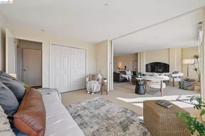 5405 Carlton St #202, Oakland, CA 94618 - Photo 19