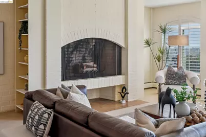 5405 Carlton St #202, Oakland, CA 94618 - Photo 9